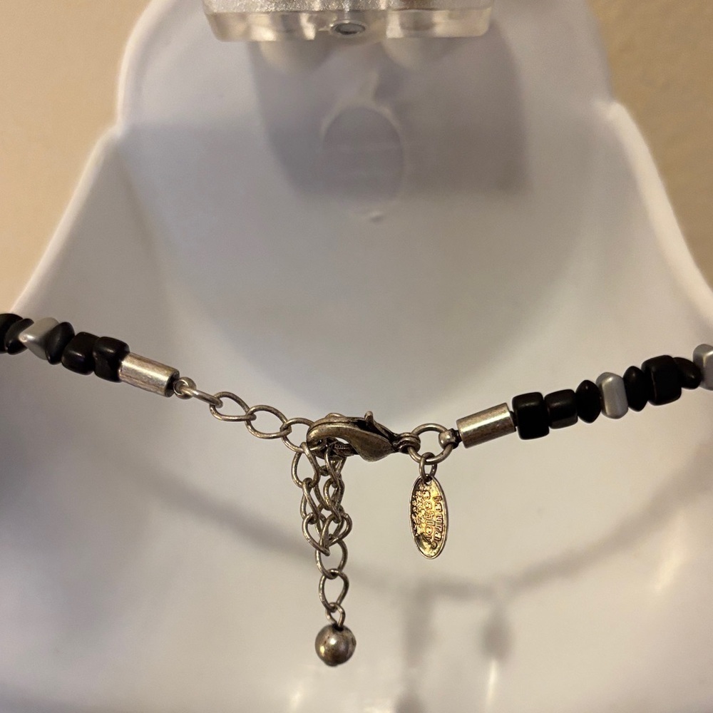 Laura Ashley Black and Gold Beaded Necklace - Picture 2 of 3